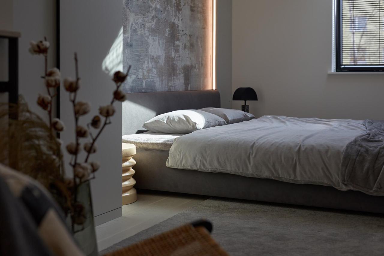 Appartamento High Ceiling Loft With Its Own Backyard And A Terrace Reval Esterno foto