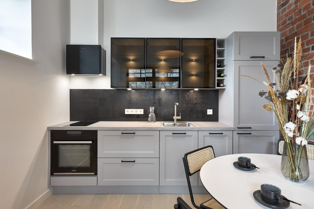 Appartamento High Ceiling Loft With Its Own Backyard And A Terrace Reval Esterno foto