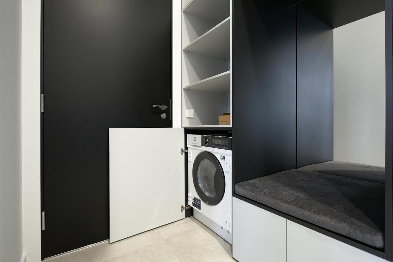 Appartamento High Ceiling Loft With Its Own Backyard And A Terrace Reval Esterno foto