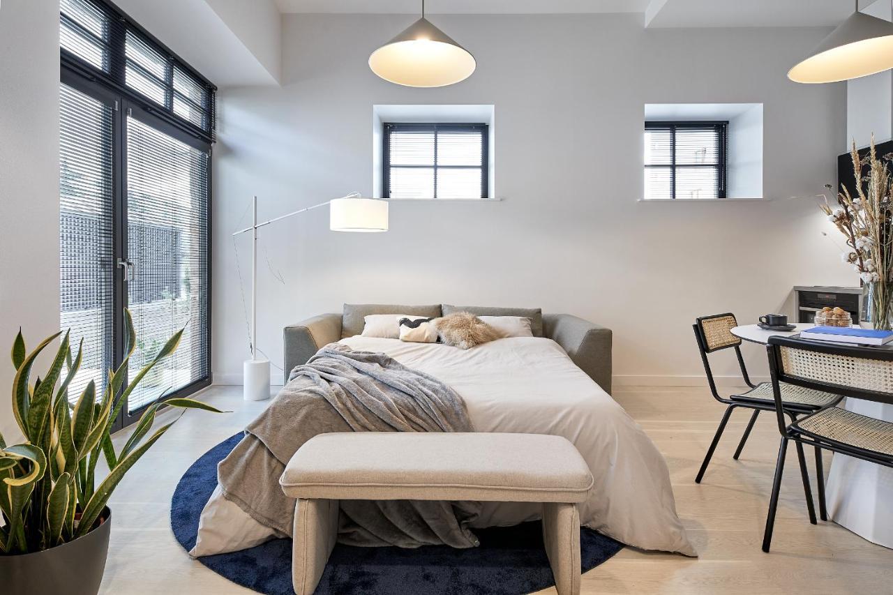 Appartamento High Ceiling Loft With Its Own Backyard And A Terrace Reval Esterno foto